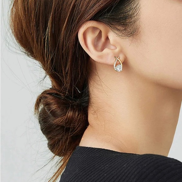 Fashion Cross Stud Earrings For Women Girls - Picture 4 of 4